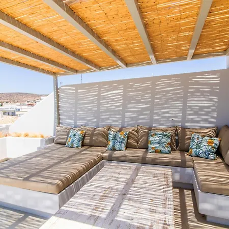 아파트 Anemis B Tínos