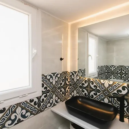 아파트 Anemis B Tínos